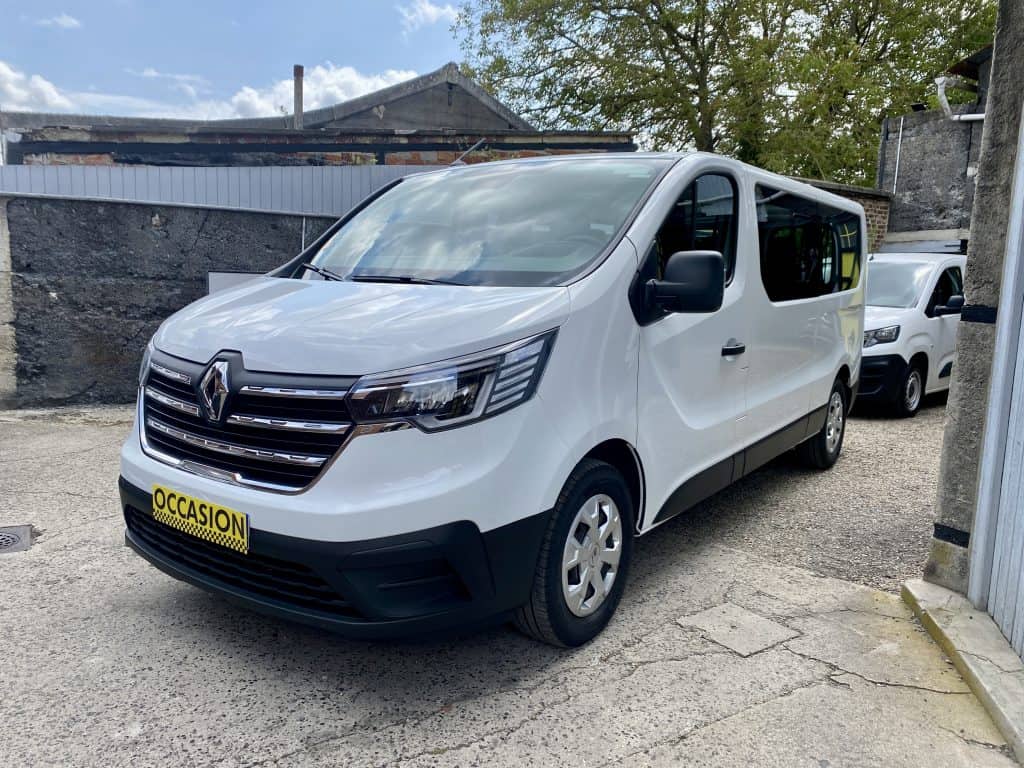 minibus renault trafic (8)